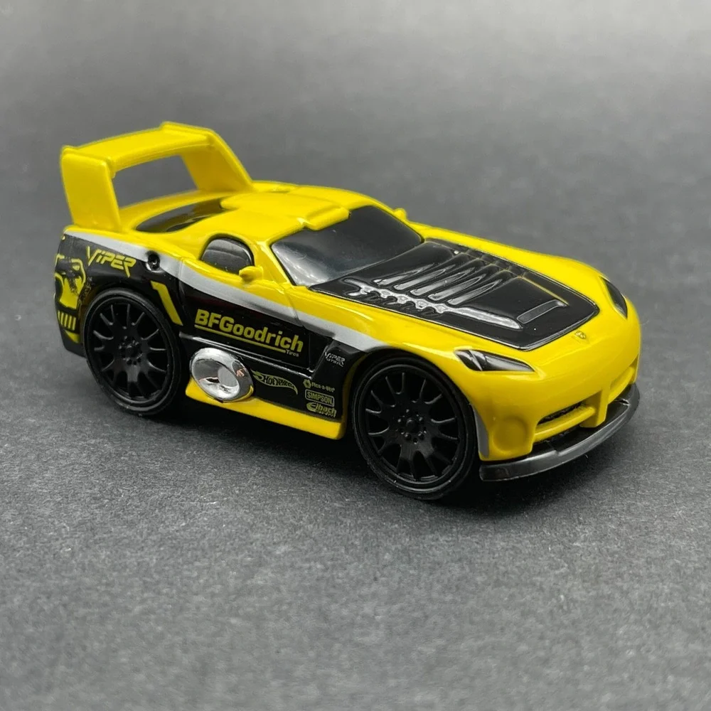 Hot Wheels Hot Tunerz 2002 '02 Dodge Viper‎ GTS-R Sports Car Yellow Diecast 1/64